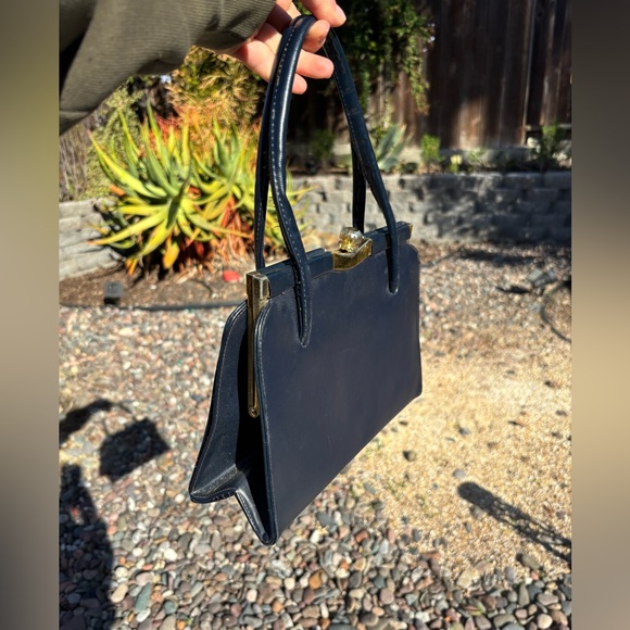 Handbag - Picture 8 of 8